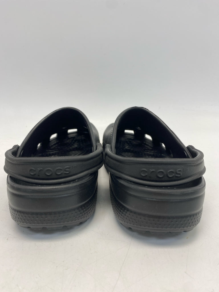 Crocs  Size 8 Black Clogs