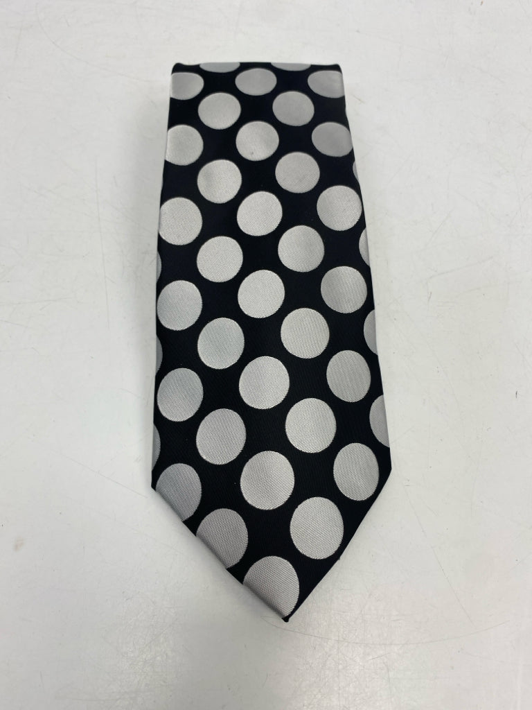 Black Silver Circles Men&