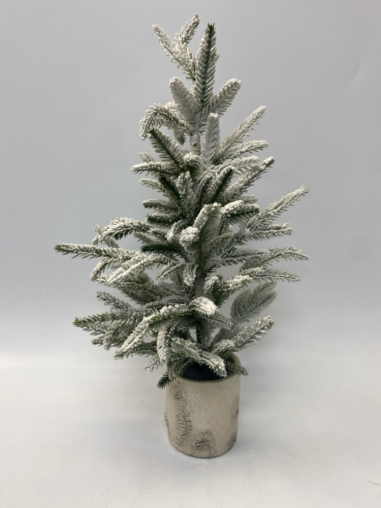 Green White Christmas