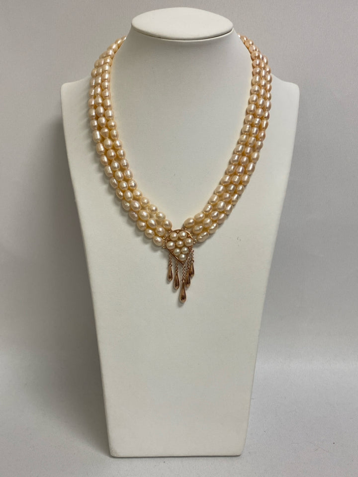 Champagne Pearl Color Pearl Necklace
