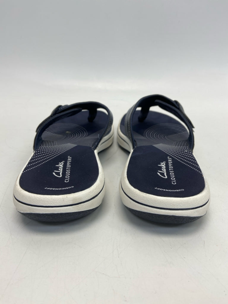 Clarks  Size 8 Navy Sandals