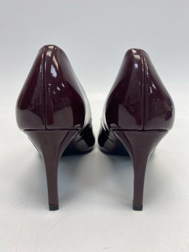 Life Stride  Size 8 Burgundy Patent Heels