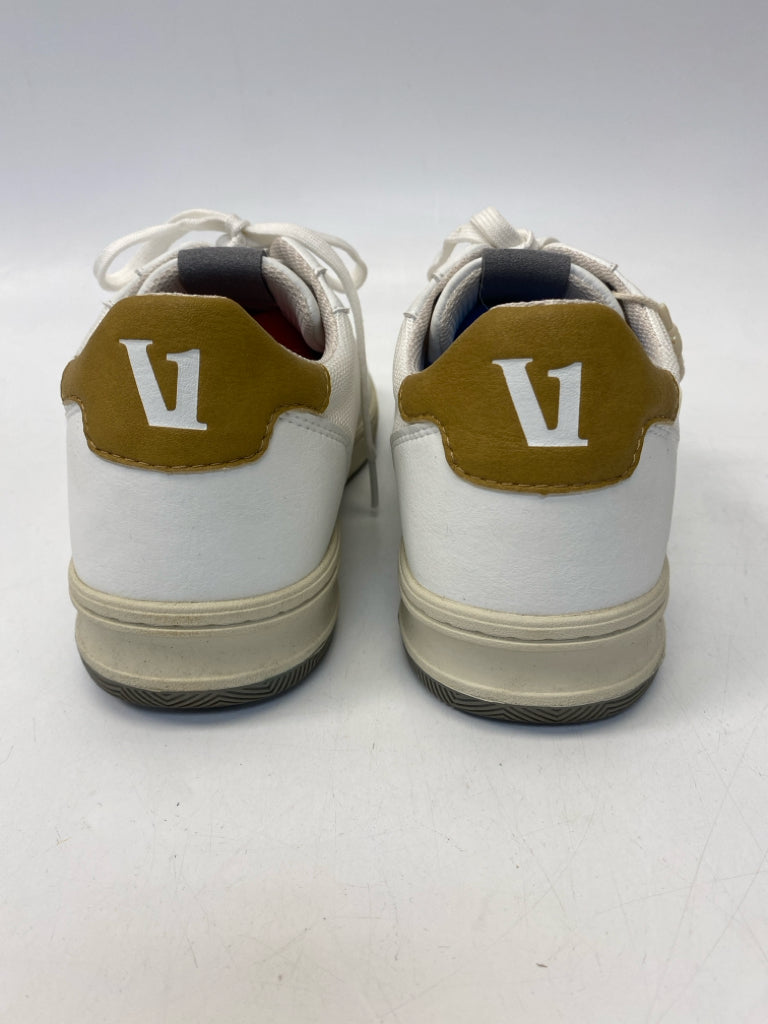 NWT vuori Size 7.5 White Lace-Up Men&