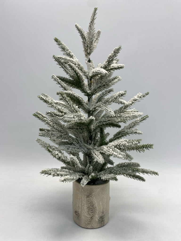 White Green Christmas