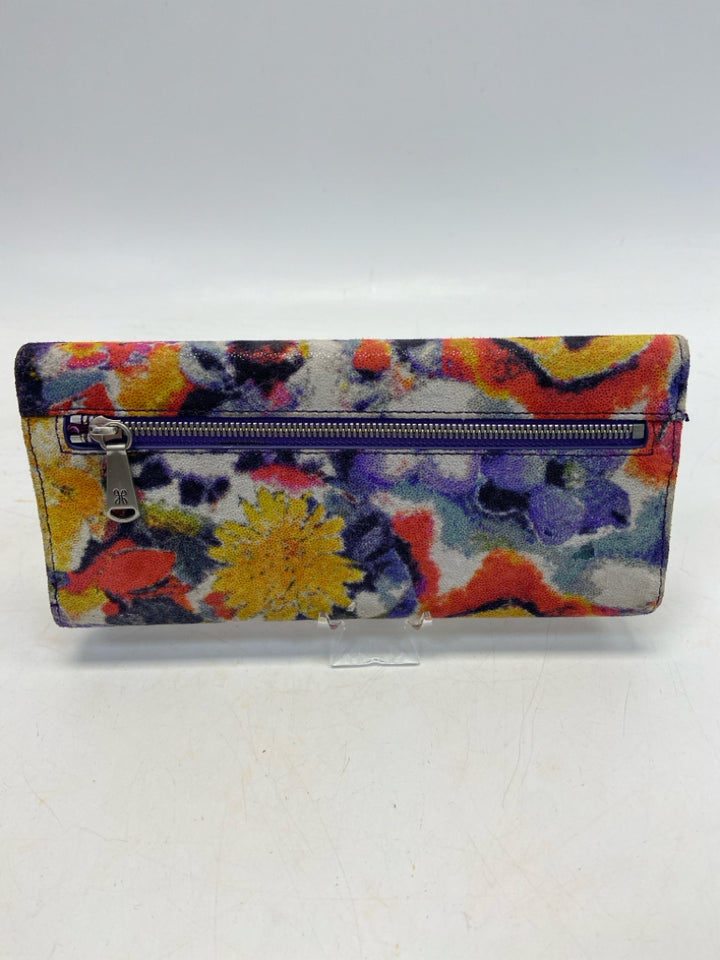 Hobo Red/Gold Multi-Color Floral Wallet