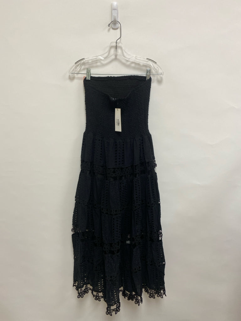NWT Size L Black Smocking Ladies Dress