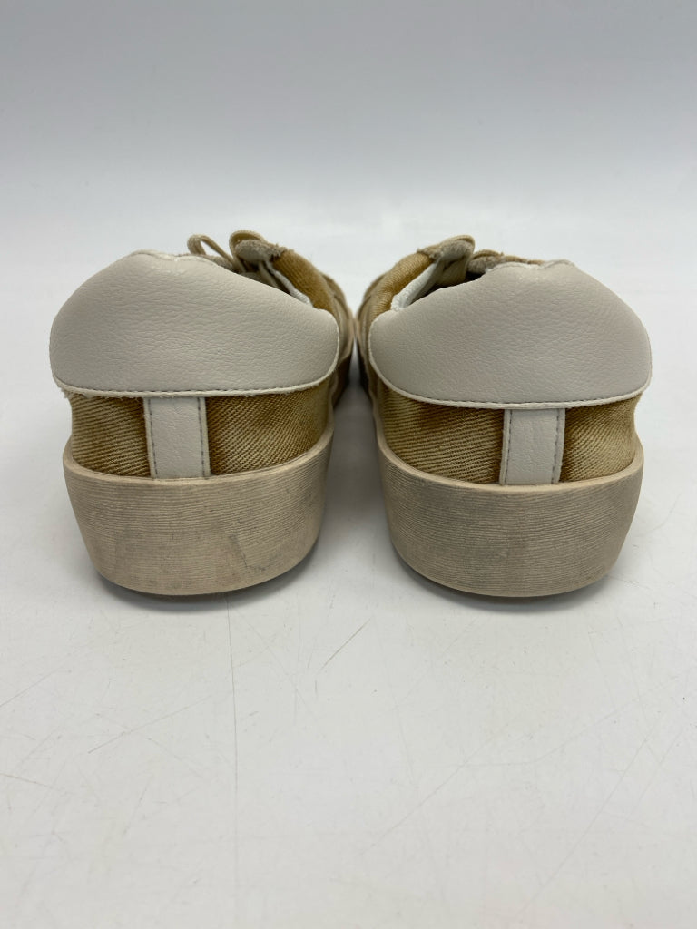NWOT Corkys  Size 9 Brown Tan Lace-up Sneakers