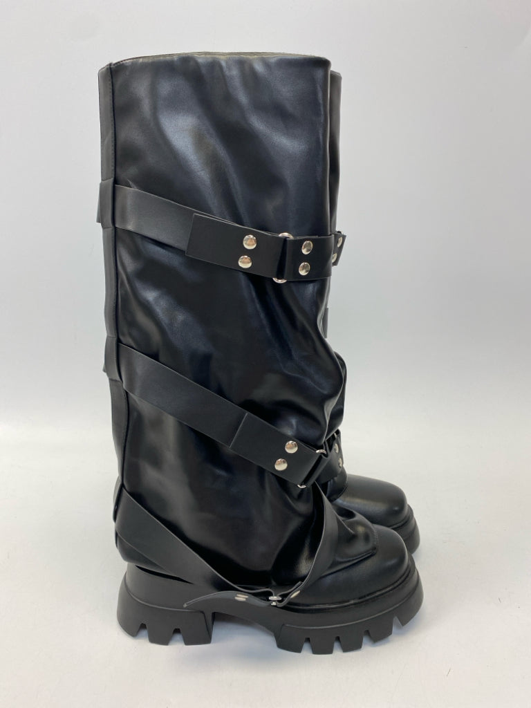 NWOT  Size 7 Black Boots