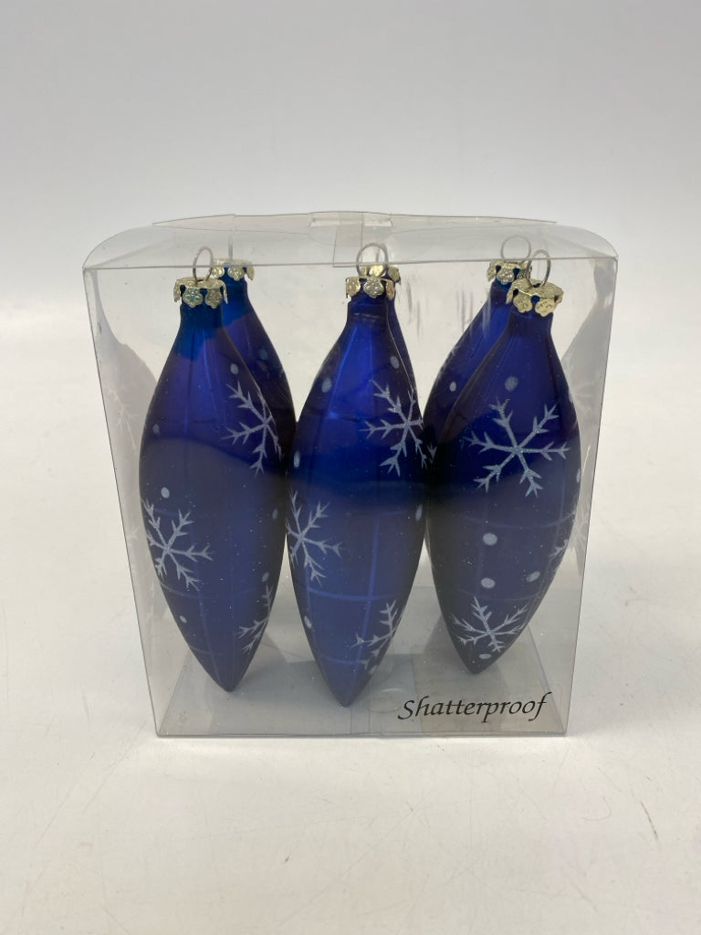 Blue White Snowflakes Ornaments