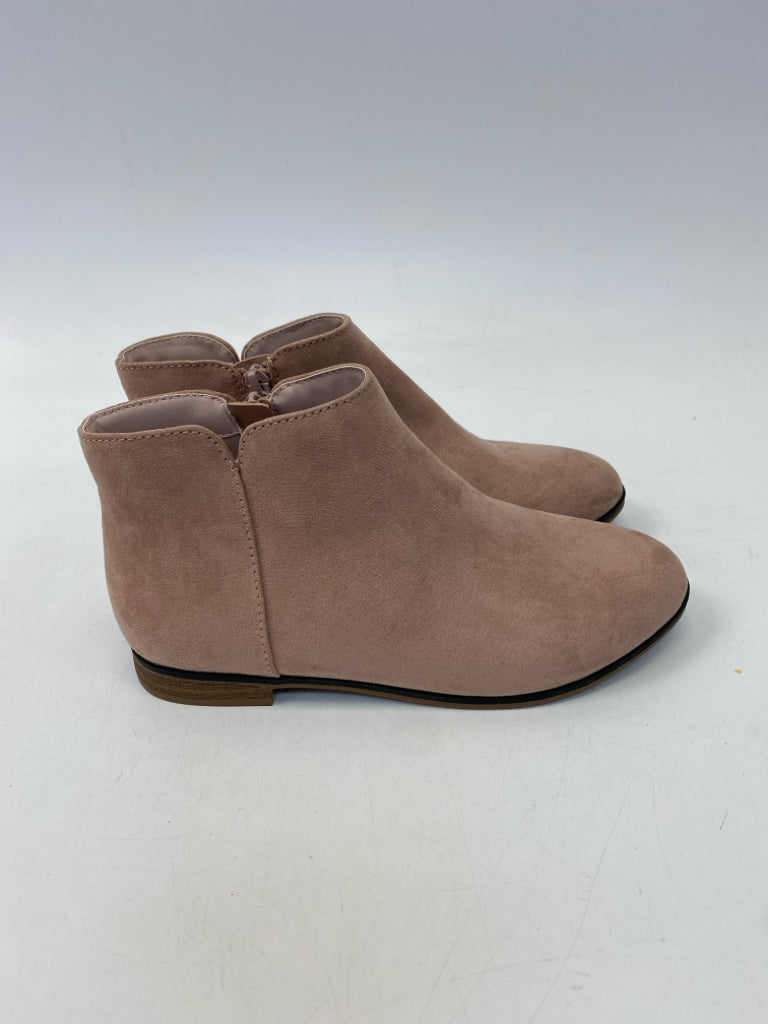 Cat &amp; Jack SIZE 4 Peach Girl&