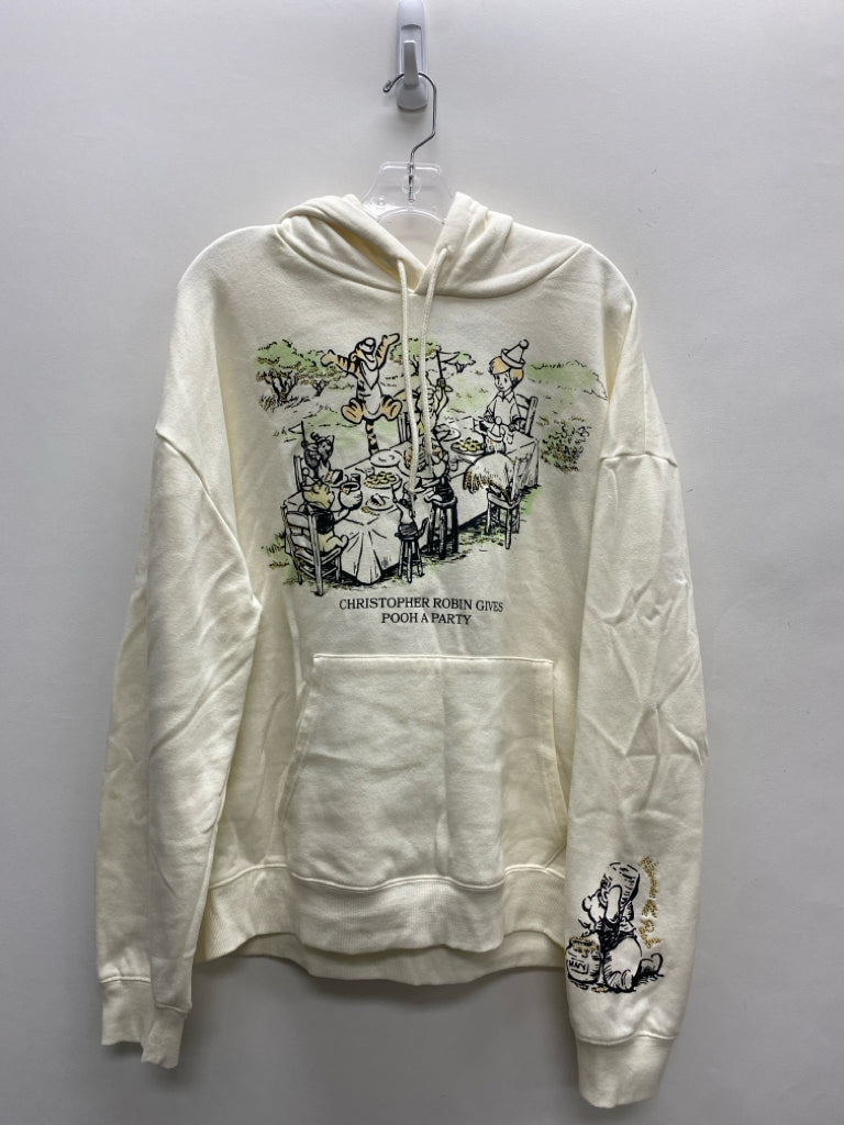 Disney Size XXL Cream Black/Green Pooh Hooded Plus Size Sweatshirt