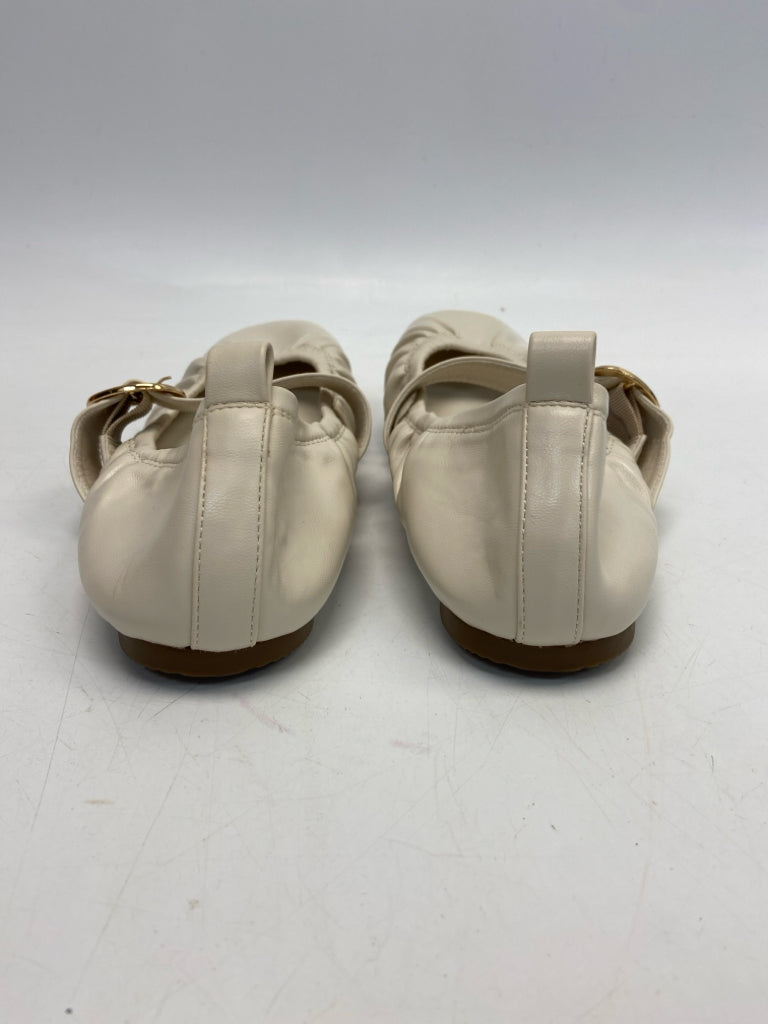 Size 10 Cream Flats