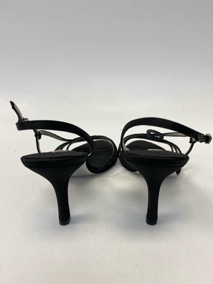 NWOT Nina US Shoe Size 6.5 Black Rhinestone(s) Sandals