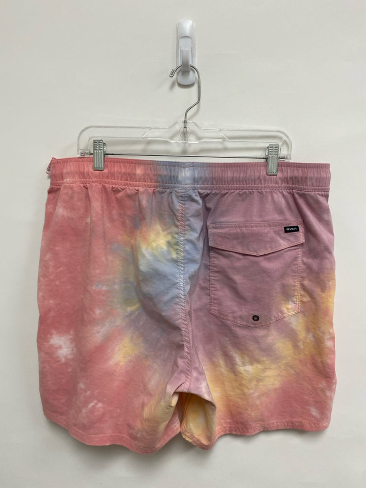 RVCA Size XXL Pink Pastels Men&