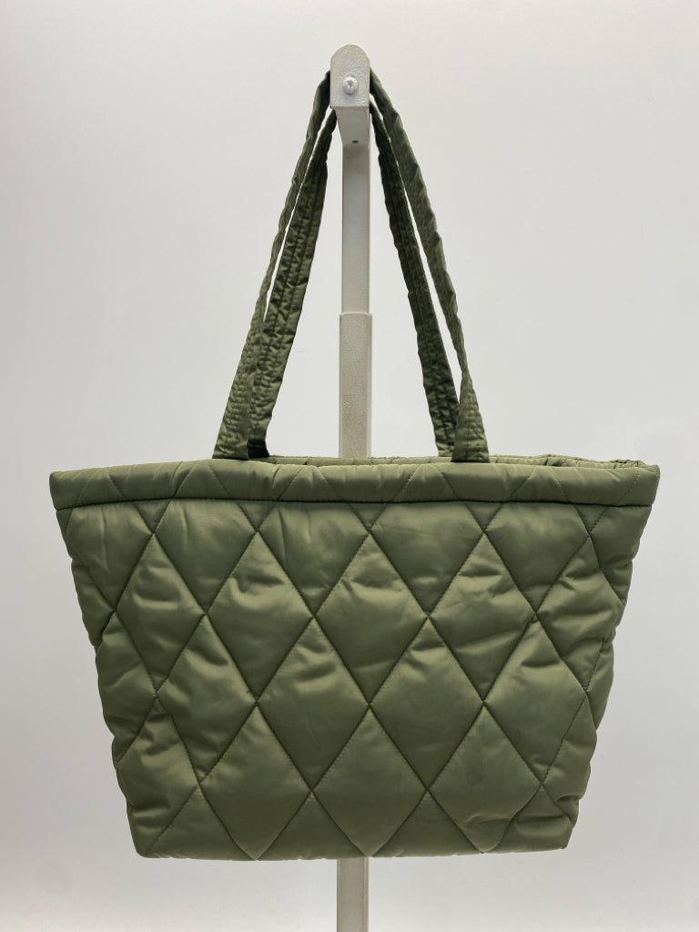 Vera Bradley Sage Quilted Nylon Handbag