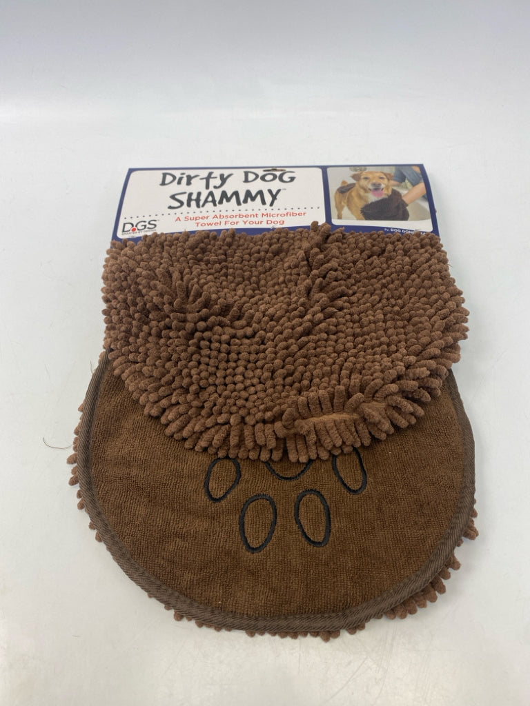 NEW Dirty Dog Shammy Towel