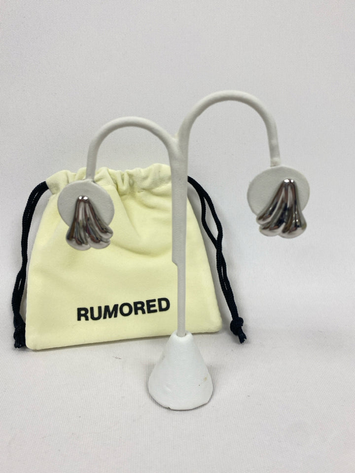 Rumored Silver Ribbed Earrings