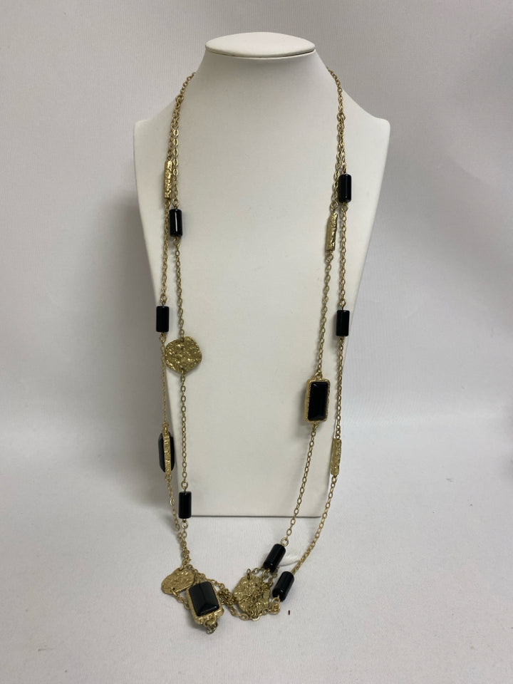 NWT Chico&