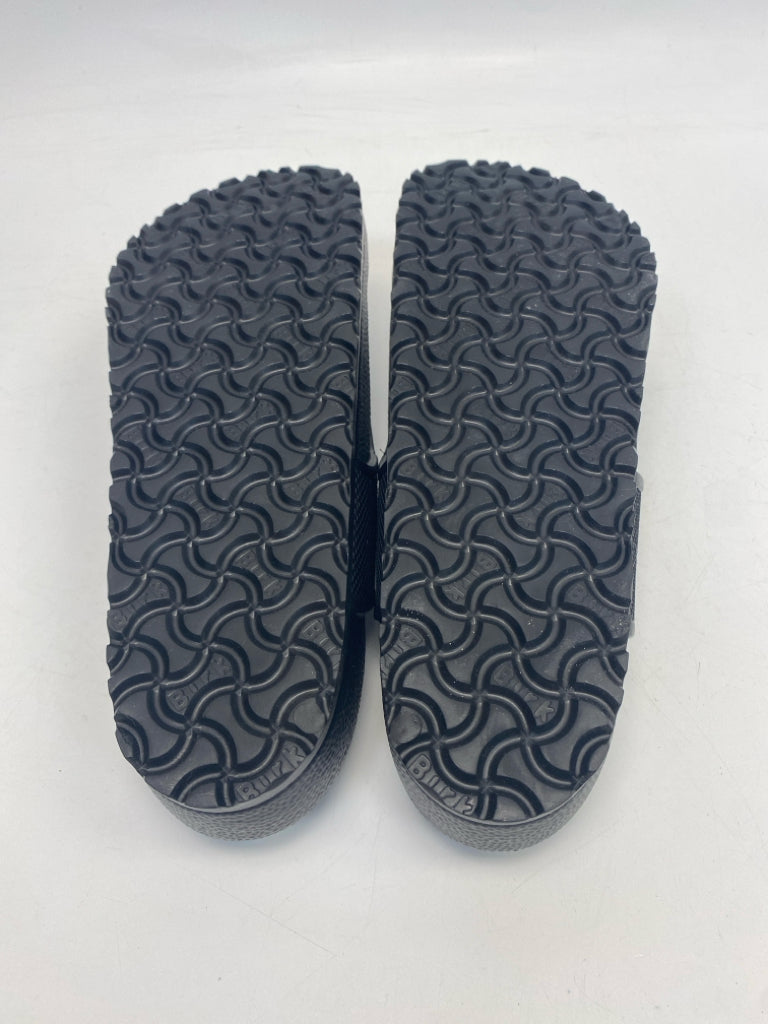 NWOT Birkenstock Size 12 Black Men&