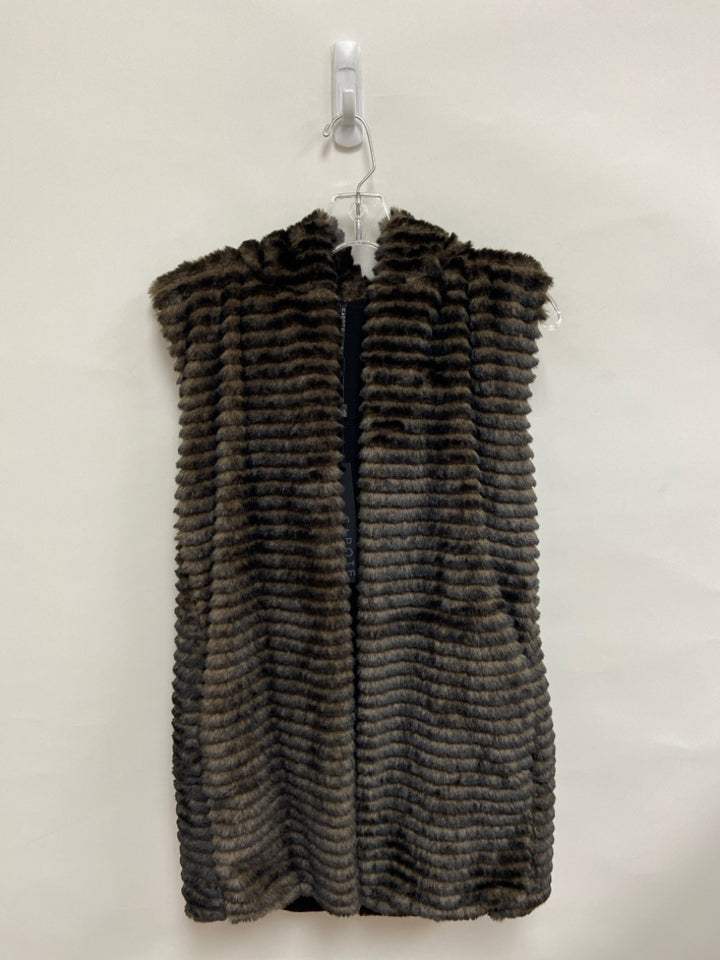 NWT Size S Brown/Black Hooded Faux Fur Ladies Vest