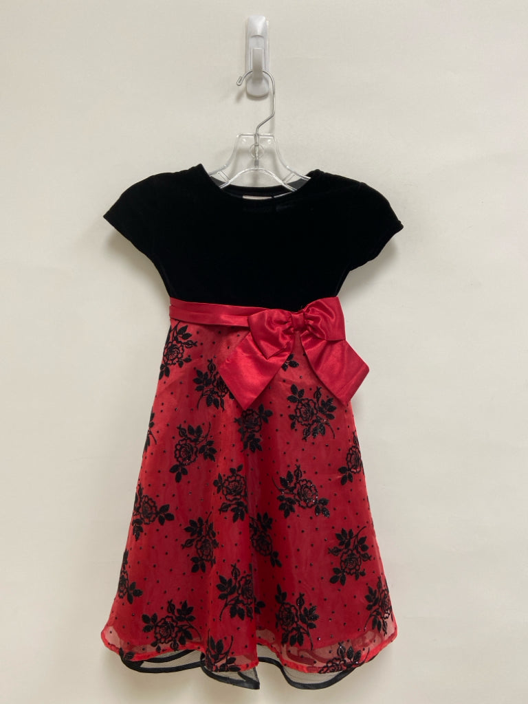 SIZE 5 Black Red Flowers Velour Girl&