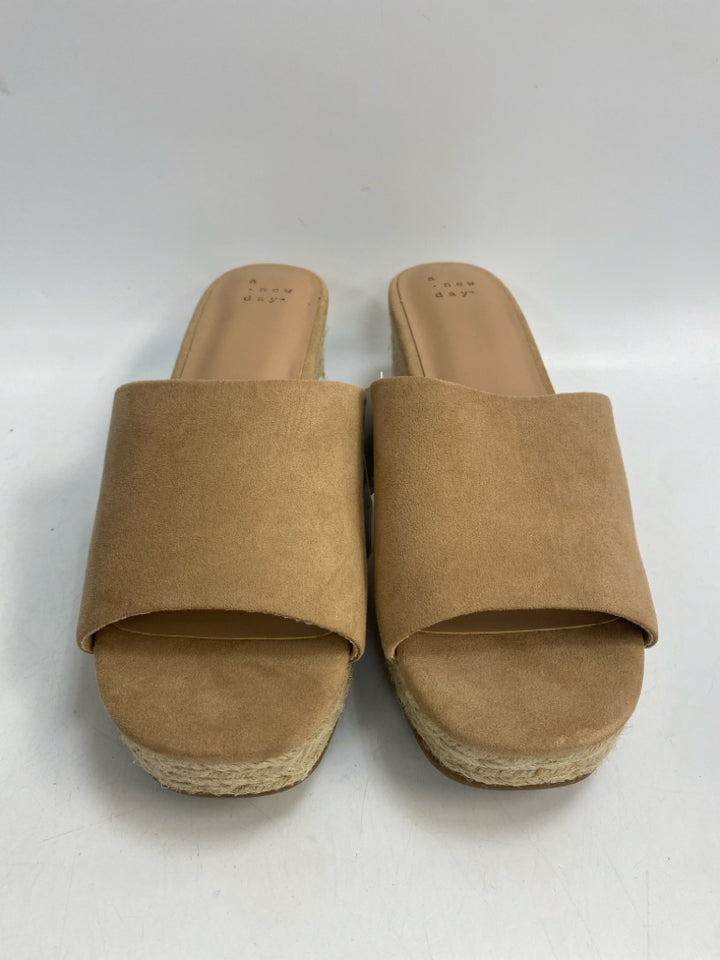 NWT a new day  Size 8.5 Brown Sandals