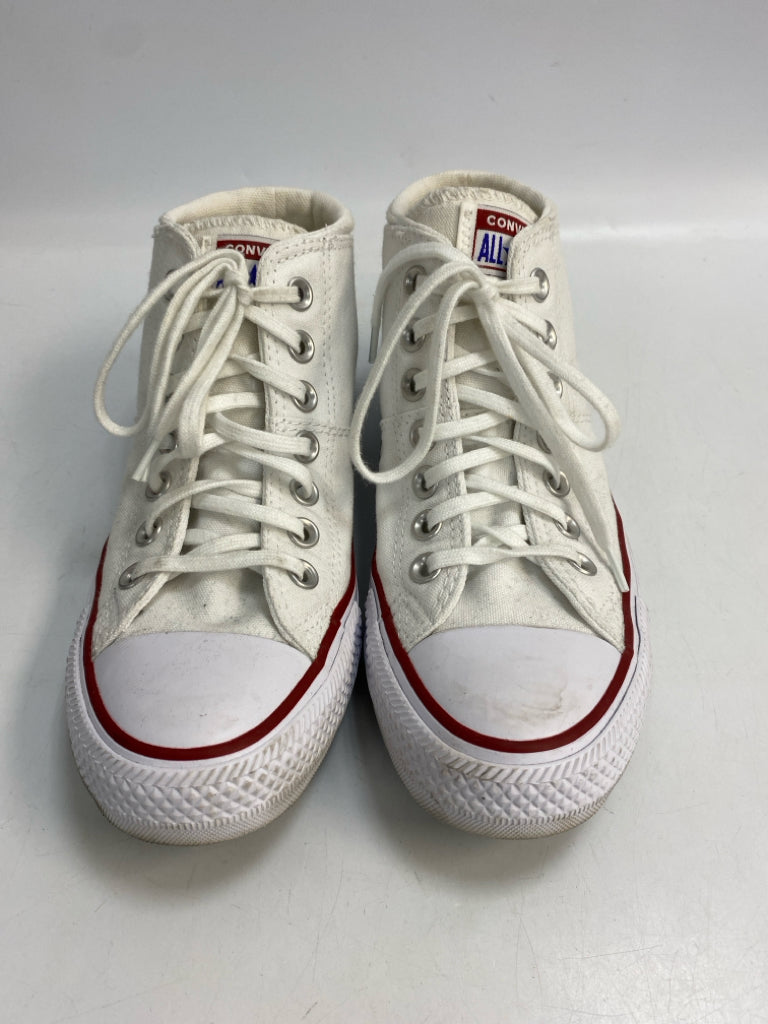 Converse  Size 7 White Sneakers