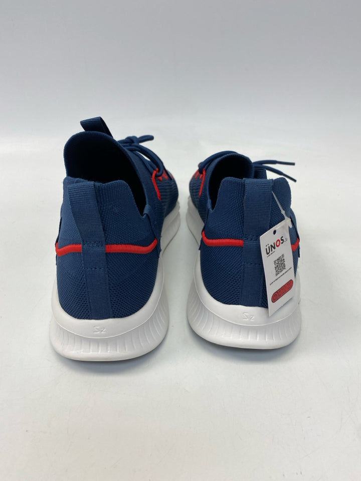 NWT Unos Size 12.5-13.5 Navy Red Knit Men&