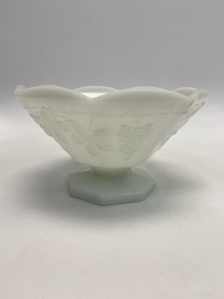 White Grapes Glass Bowl(s)