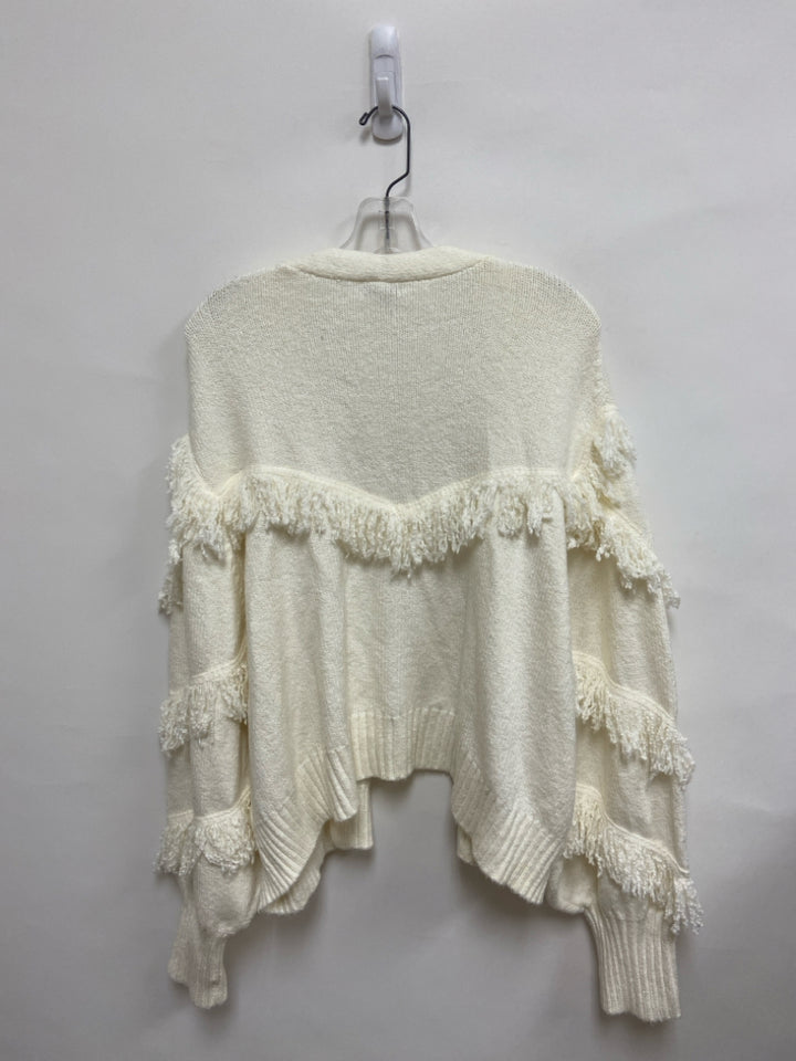 NWT CATO Size 26/28W White Fringe Plus Size Sweater