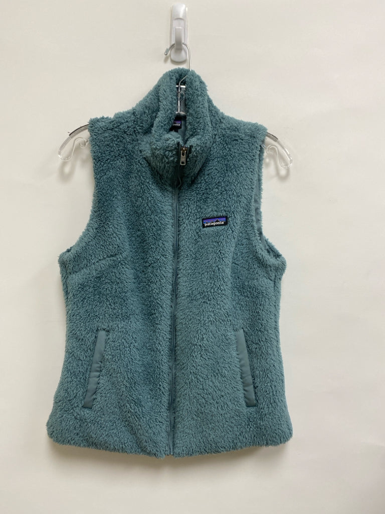 Patagonia Size M Blue Fuzzy Ladies Vest