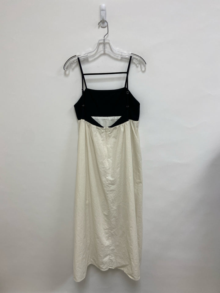 Size L Black Cream Color Block Sleeveless Ladies Dress