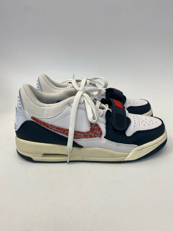 Nike SIZE 6 White Red/Blue Boy&