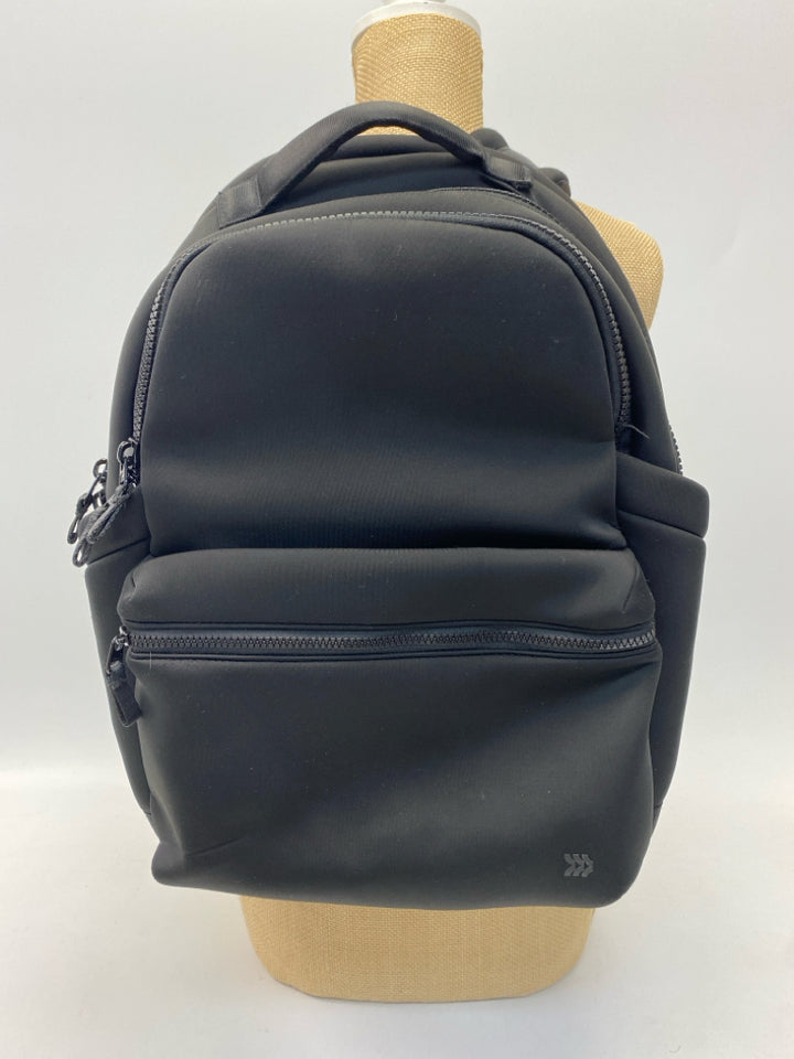 all in motion Black Backpack