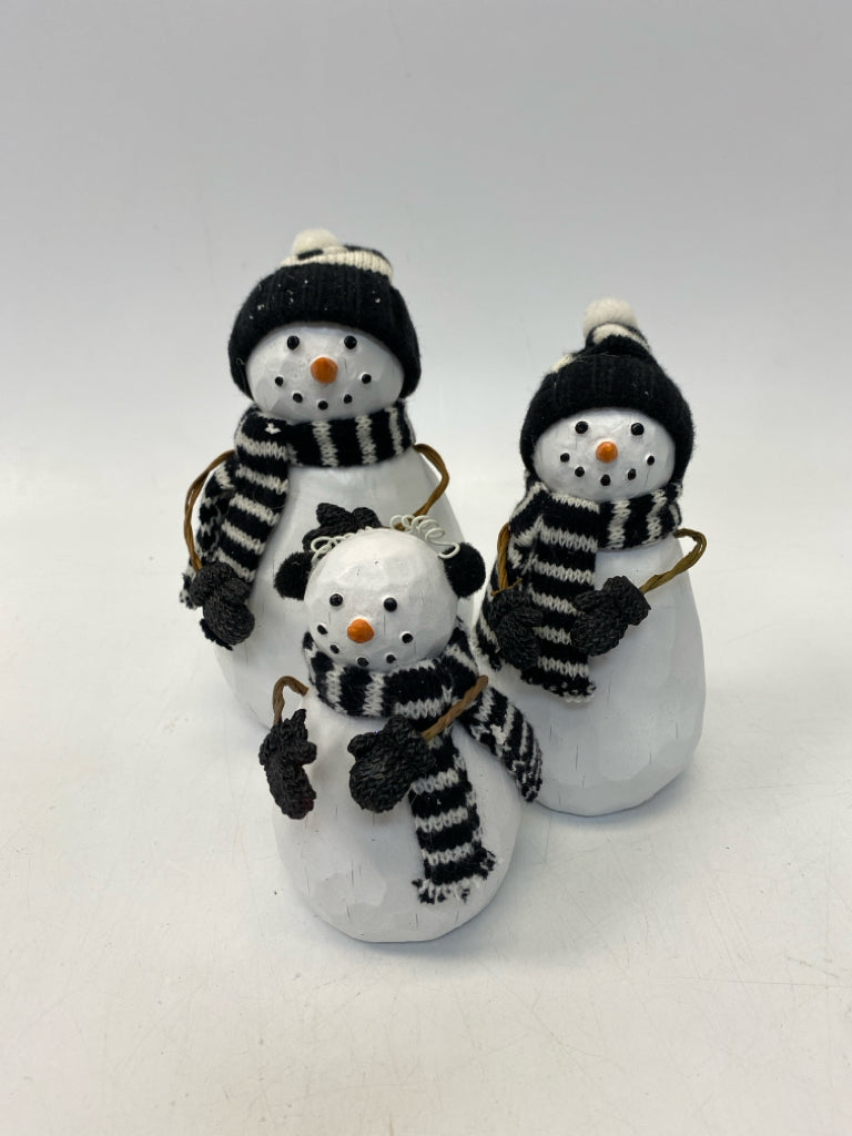 White Black Christmas