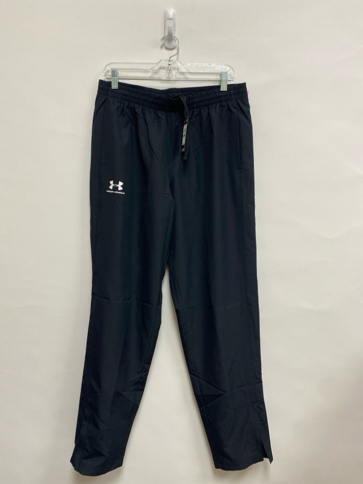NWT Under Armour Size L Black Men&