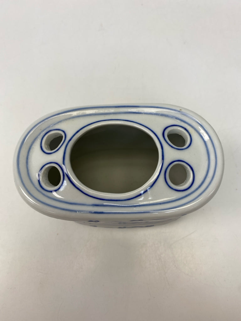 Blue/White Print Ceramic Misc. Bath Item