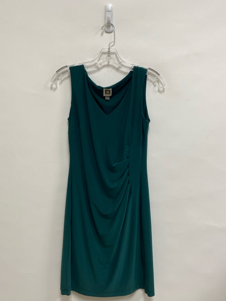 Anne Klein Size 2 Dark Green Ruched Sleeveless Ladies Dress