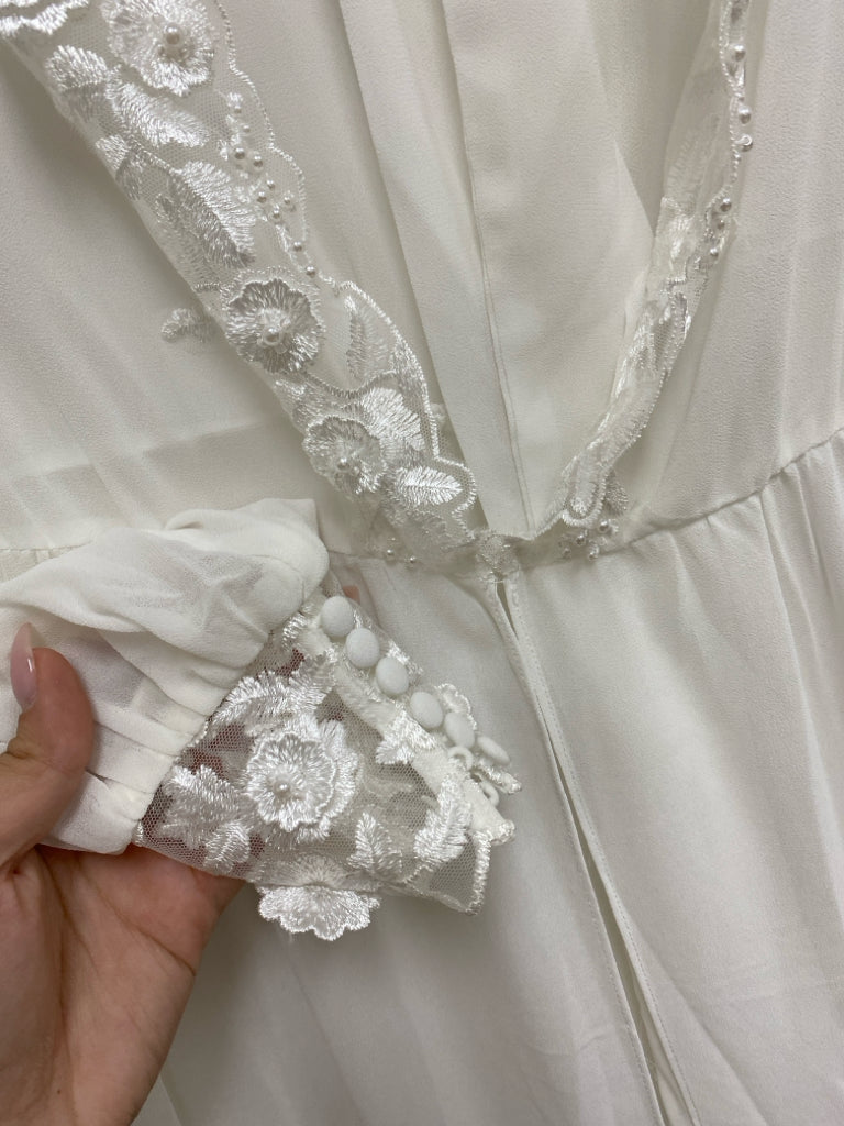 Size XS White Lace Ladies Misc. Lingerie