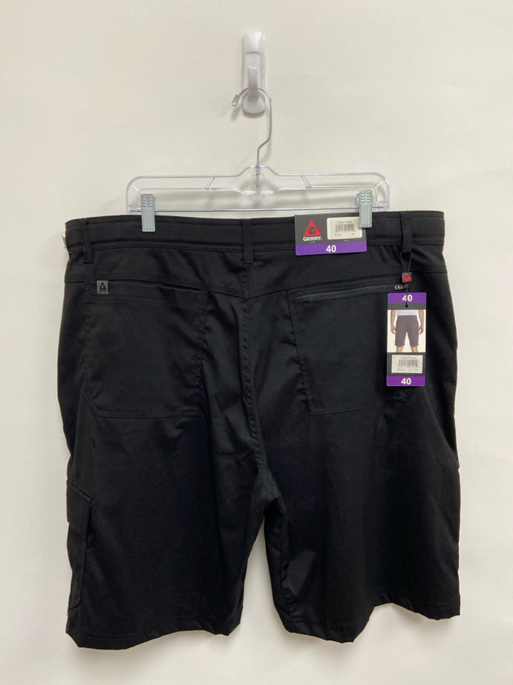 NWT Gerry Size 40 Black Men&