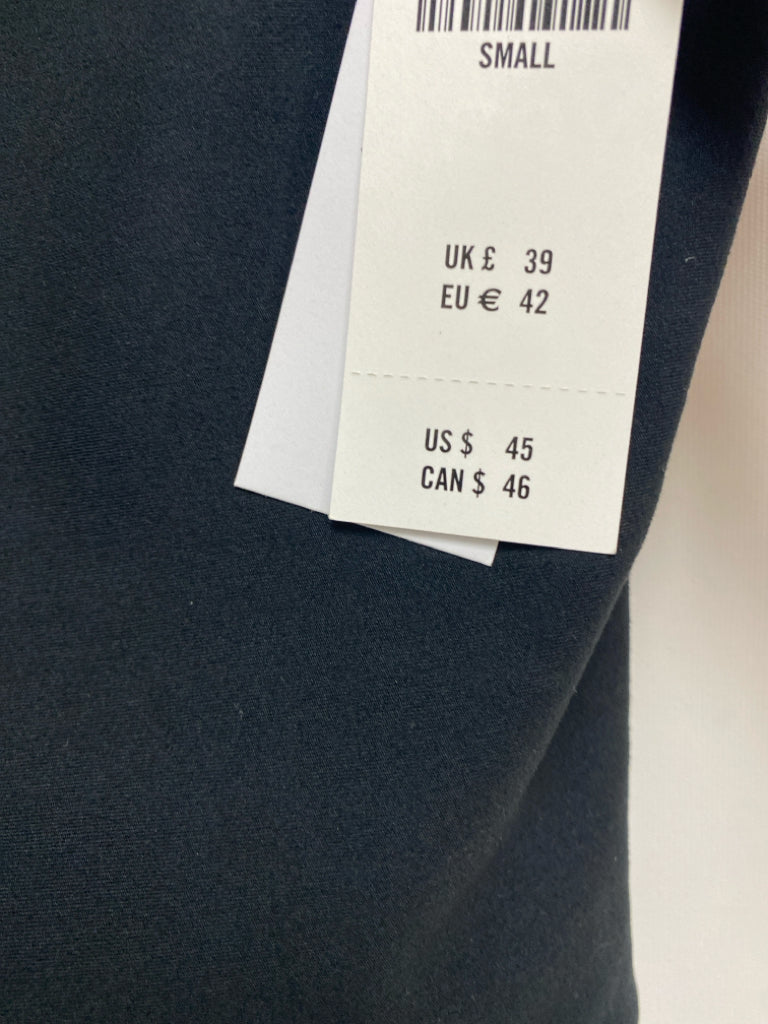 NWT Size S Black White Trimmed Athletic Top