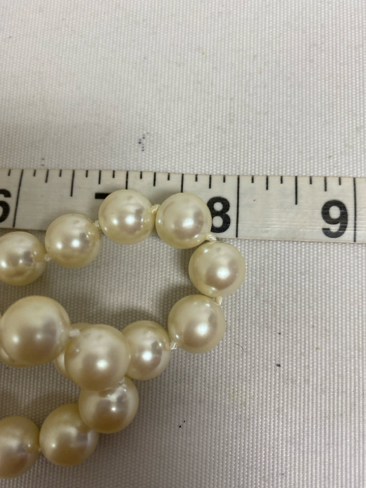 Pearl Color Gold Color Necklace