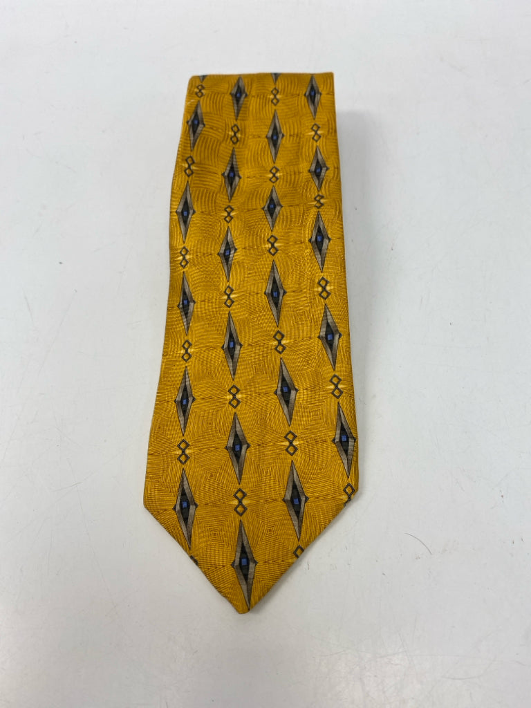 Marigold Diamond Print Silk Men&