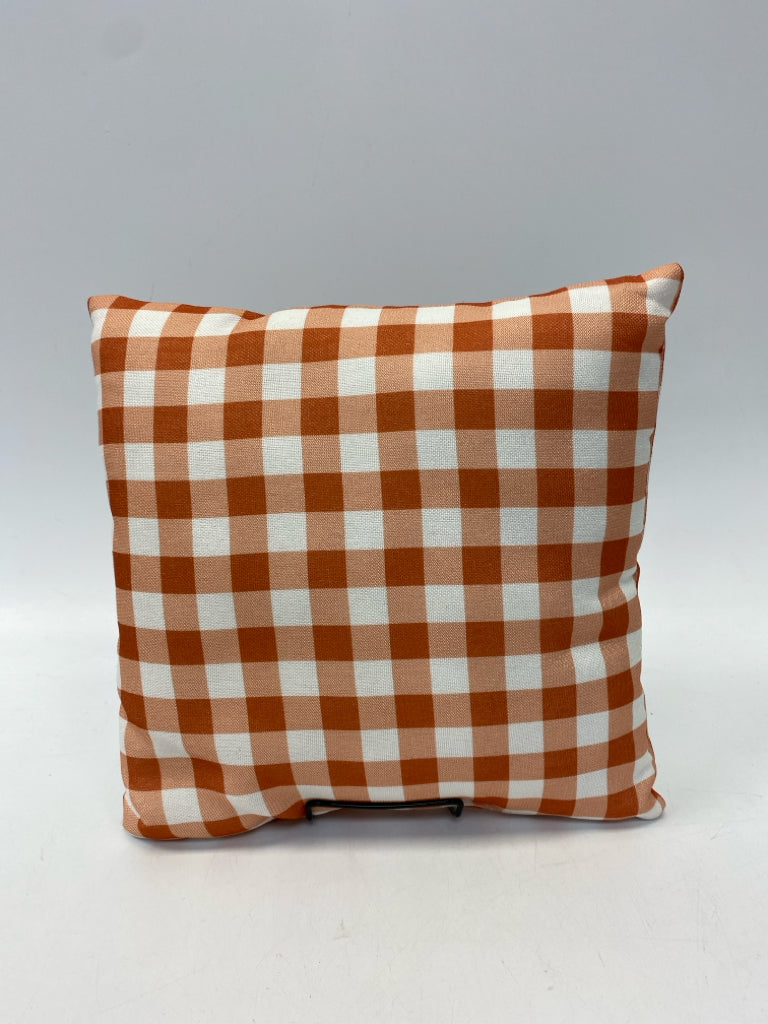 Orange Cream Checkered Fall