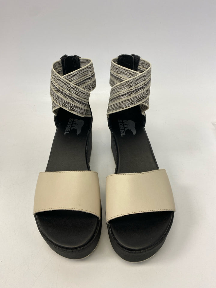 Sorel  Size 7.5 Black Tan Sandals