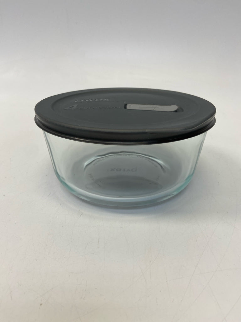 Pyrex Clear Gray Glass/Plastic Storage Container