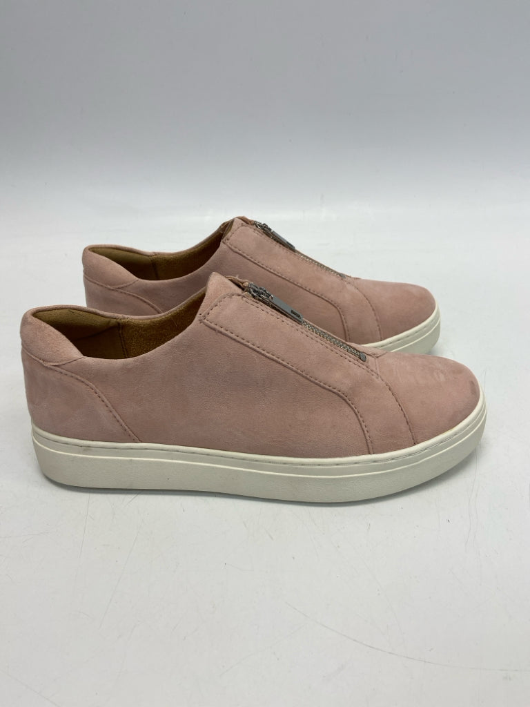 Naturalizer  Size 8.5 Pink Zipper Sneakers