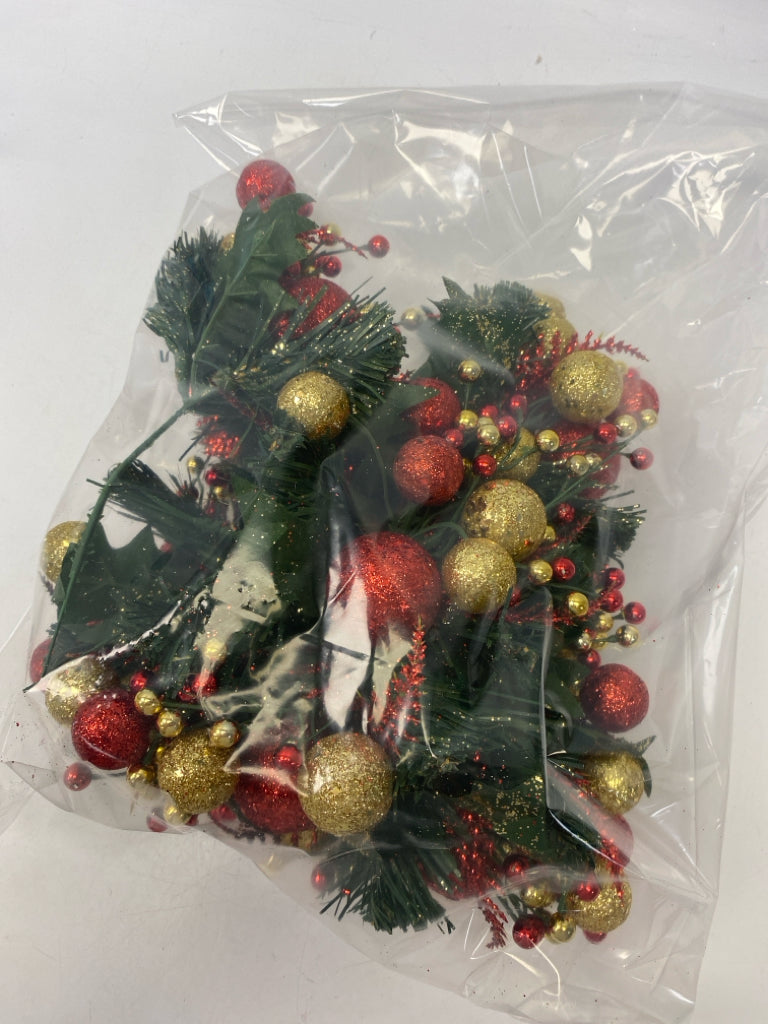 Green Red/Gold Christmas