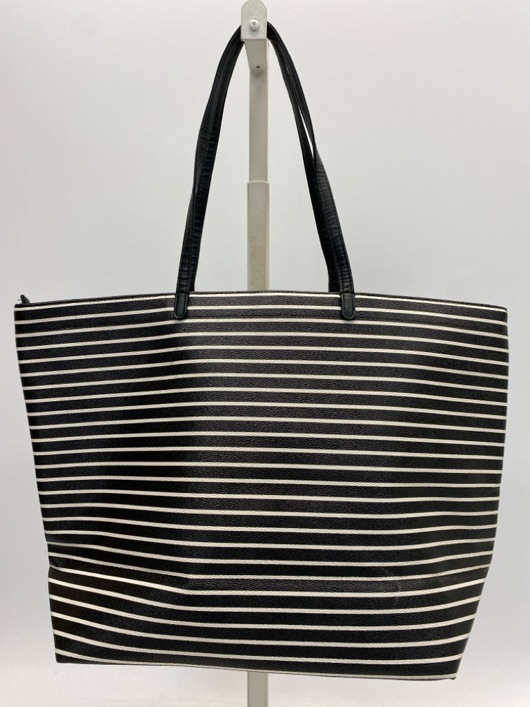 Vera Bradley Black White Stripe(s) Tote Bag