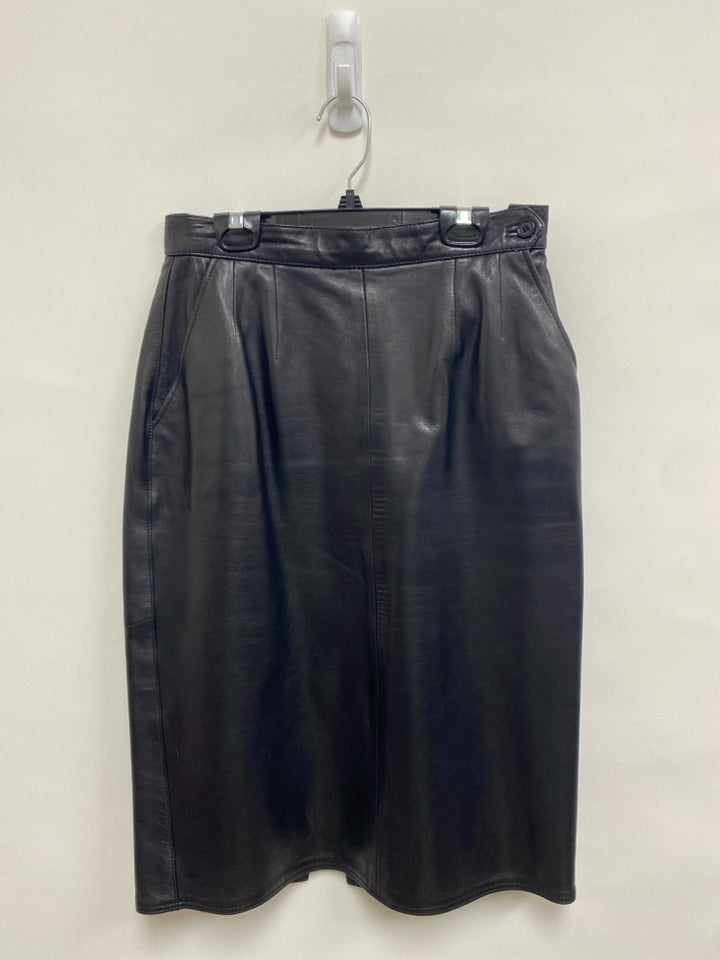 Size 10 Black Leather Ladies Skirt